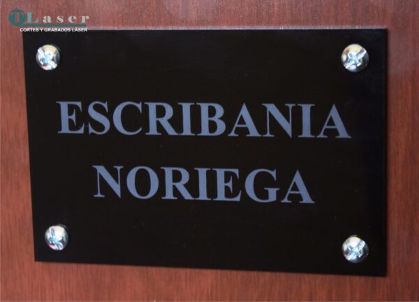 Placa de pared acrilica negra de 2mm - Image 2